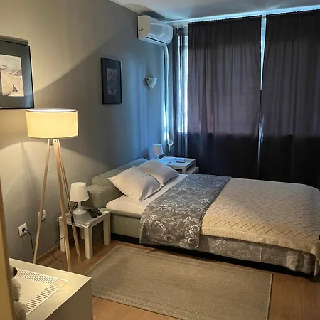 Grey Apartment Belgrade Exterior photo